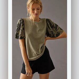 Anthropologie T.La woven flutter sleeve tee size xs